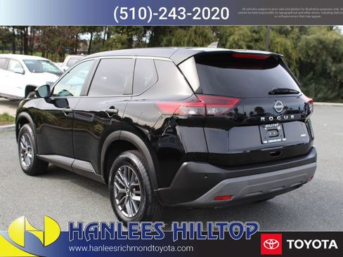 Used 2023 Nissan Rogue S image 9