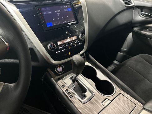 Used 2015 Nissan Murano S FWD image 4
