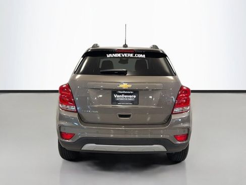 Used 2022 Chevrolet Trax LT w/ Driver Confidence Package AWD/4WD image 12