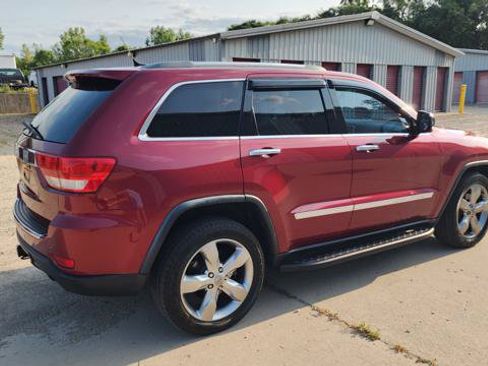 Used 2012 Jeep Grand Cherokee Limited w/ Luxury Group II AWD/4WD image 8