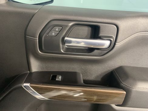 Used 2019 Chevrolet Silverado 1500 RST w/ All-Star Edition image 39