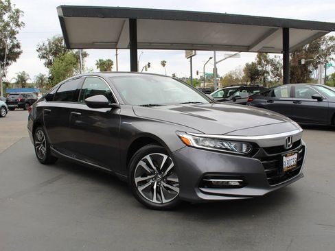 Used 2019 Honda Accord EX image 7