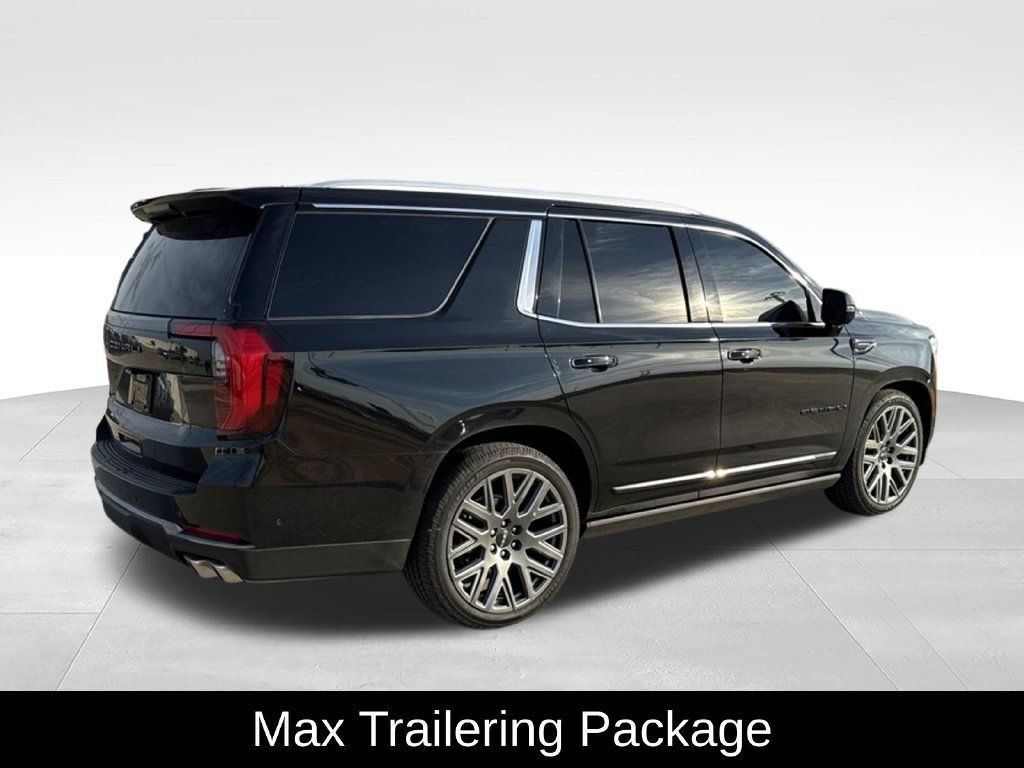 Used 2025 GMC Yukon Denali Ultimate AWD/4WD image 3