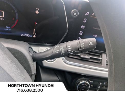 Used 2025 Chevrolet Trax LT image 23