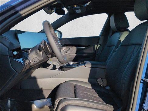 New 2026 BMW 530i xDrive image 4