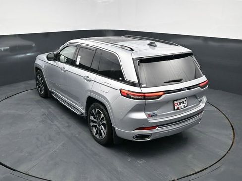 Used 2023 Jeep Grand Cherokee Overland w/ Advanced Protech Group III image 47