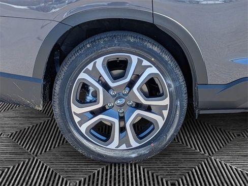 New 2026 Subaru Ascent Limited image 9