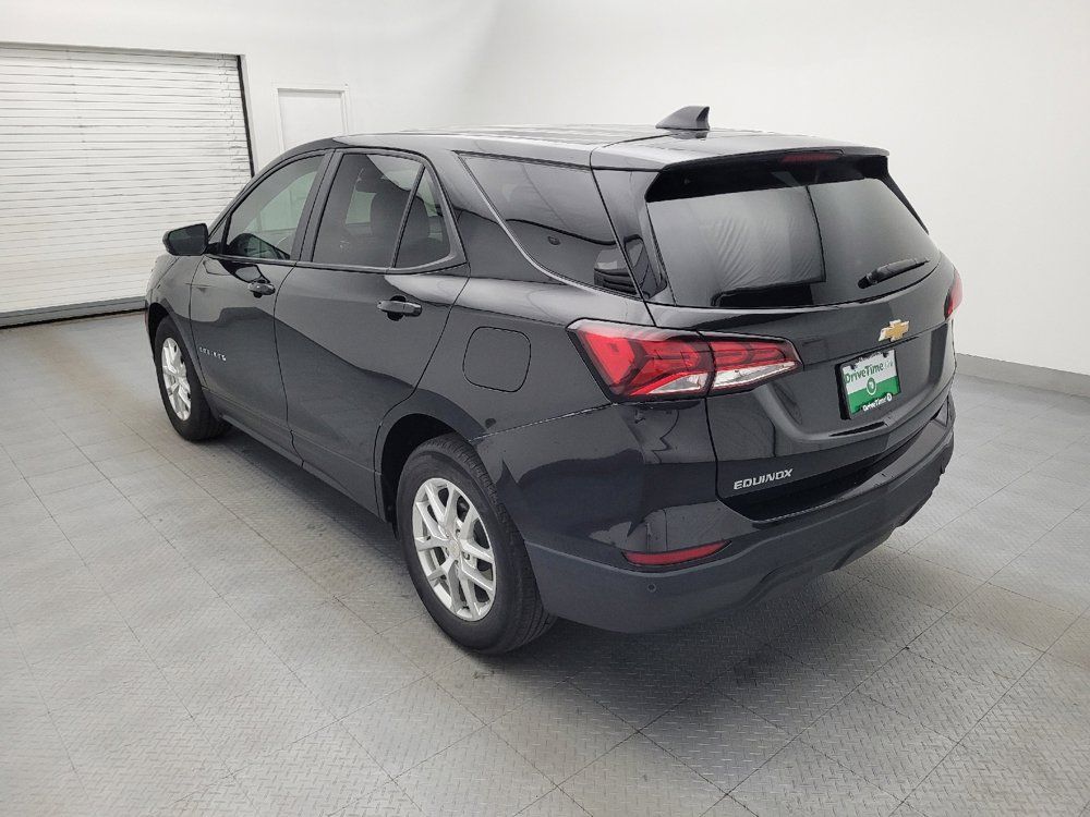Used 2024 Chevrolet Equinox LS w/ LS Convenience Package FWD image 5