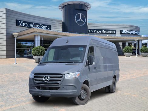 Used 2024 Mercedes-Benz Sprinter 3500 image 1