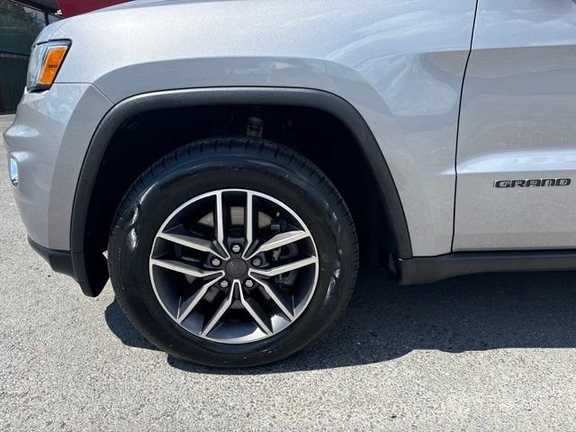 Used 2021 Jeep Grand Cherokee Limited AWD/4WD image 4