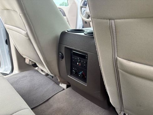 Used 2013 Ford Expedition EL XLT RWD image 23