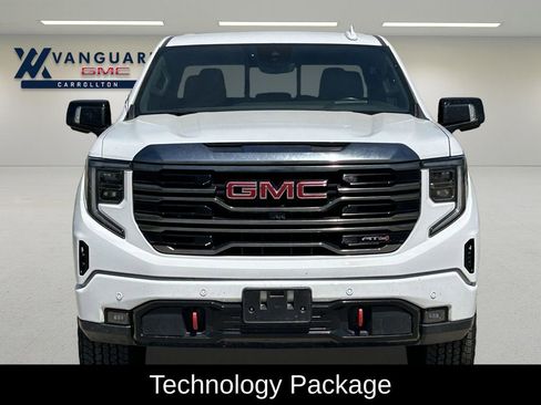 Used 2024 GMC Sierra 1500 AT4 w/ Technology Package AWD/4WD image 3