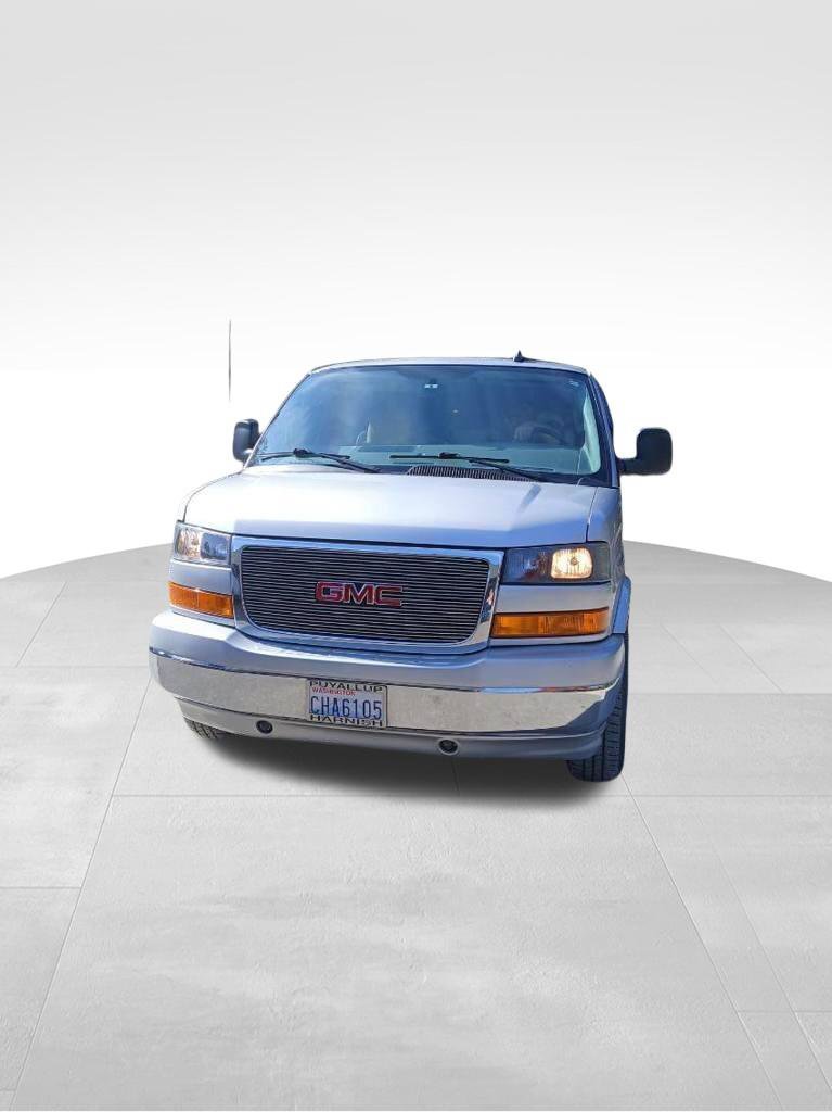 Used 2022 GMC Savana 2500 w/ Enhanced Convenience Package RWD image 8
