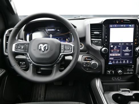 New 2026 RAM 1500 Big Horn AWD/4WD image 14