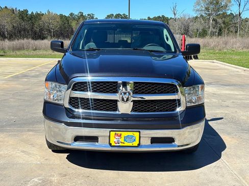 Used 2018 RAM 1500 Classic SLT image 2