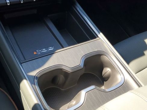 New 2025 GMC Acadia AT4 image 11