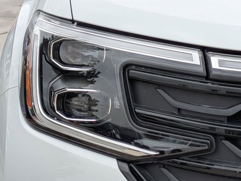 New 2026 Volkswagen Atlas Cross Sport SEL R-Line AWD/4WD image 10