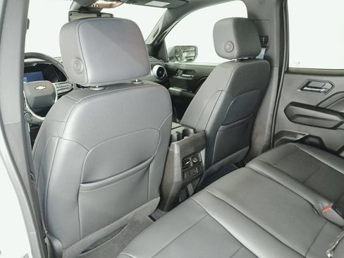 Used 2024 Chevrolet Colorado LT w/ LT Convenience Package III AWD/4WD image 14