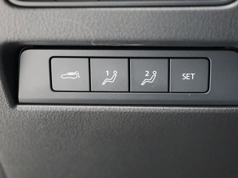 Used 2025 MAZDA CX-70 Plug-In Hybrid w/ Premium Plus image 30