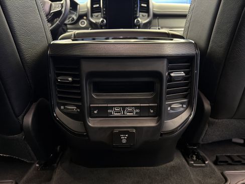 Used 2022 RAM 1500 Limited w/ Body Color Bumper Group image 28