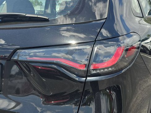 Certified 2025 Honda HR-V LX image 7