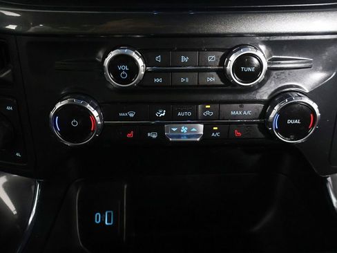 Used 2022 Ford F150 XLT w/ Equipment Group 302A High AWD/4WD image 43