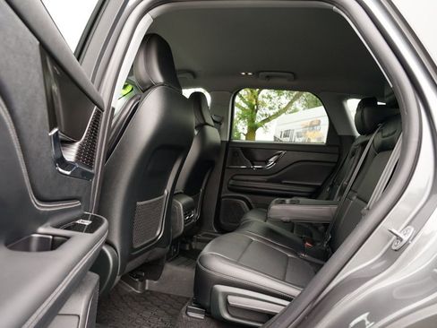 Used 2022 Lincoln Corsair Reserve image 19