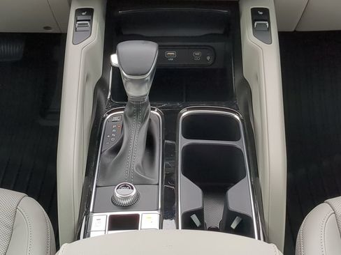 Certified 2023 Kia Telluride S w/ S Sunroof Package FWD image 19