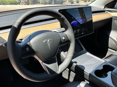 Used 2022 Tesla Model 3 Long Range AWD/4WD image 7