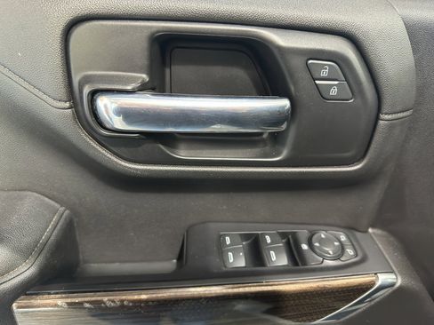 Used 2020 Chevrolet Silverado 1500 LT Trail Boss image 26