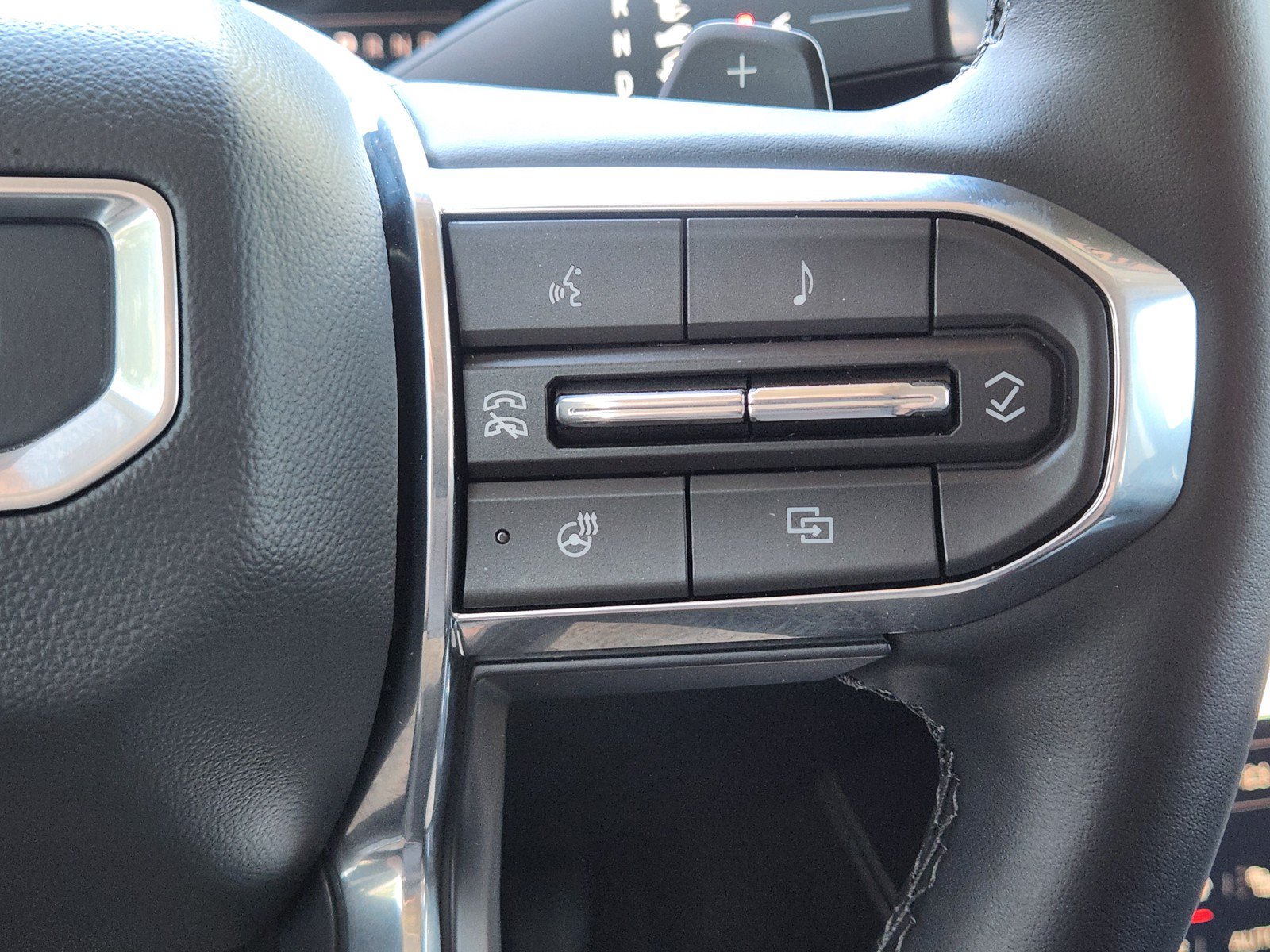 Used 2026 GMC Terrain Denali AWD/4WD image 23