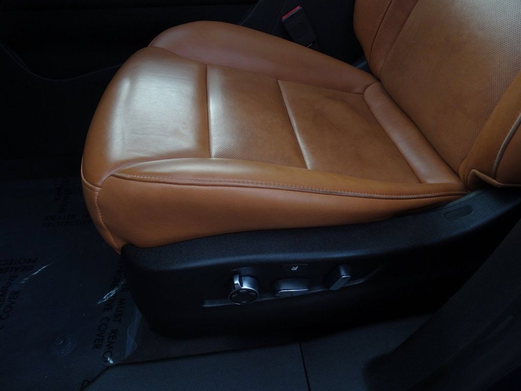 Used 2019 Cadillac XT4 Premium Luxury FWD image 9