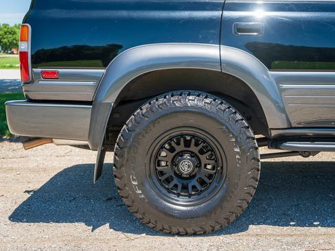 Used 1996 Lexus LX 450 4WD image 12