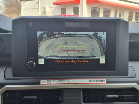 Used 2025 Toyota Tacoma SR image 12