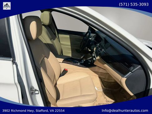 Used 2011 BMW 550i xDrive Sedan AWD/4WD image 12