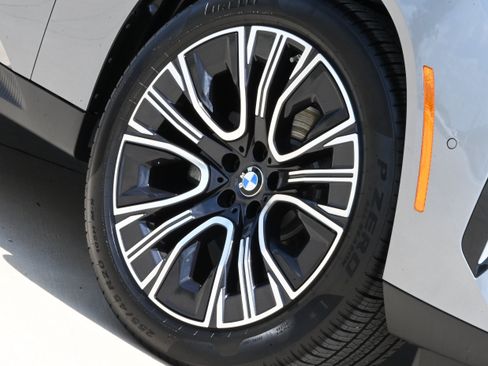 Used 2026 BMW X3 xDrive30i w/ Convenience Package AWD/4WD image 11