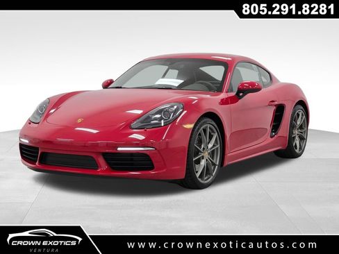 Used 2024 Porsche 718 Cayman RWD image 3