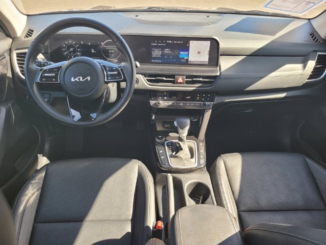 Used 2025 Kia Seltos EX w/ EX Sunroof Package AWD/4WD image 14