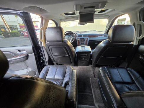 Used 2008 GMC Yukon Denali AWD/4WD image 15