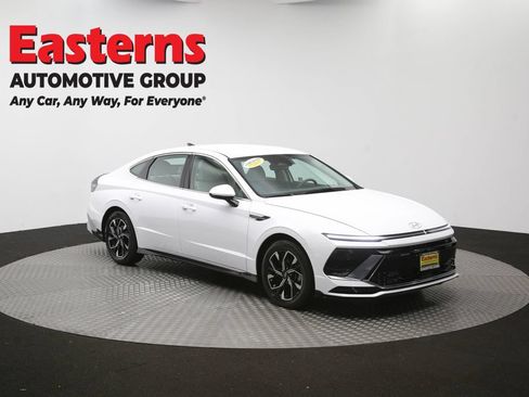 Used 2025 Hyundai Sonata SEL FWD image 49