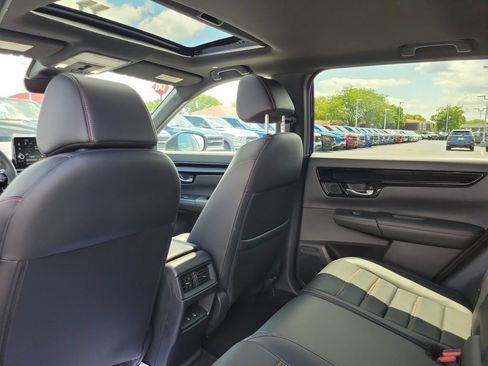 Used 2024 Honda CR-V Sport Touring image 16