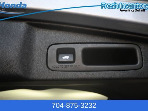 Used 2020 Honda CR-V EX-L image 11