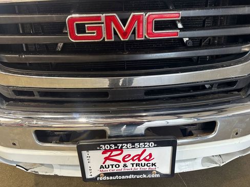 Used 2004 GMC Sierra 2500 SLE w/ Skid Plate Package AWD/4WD image 68