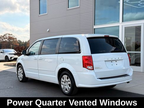 Used 2016 Dodge Grand Caravan SE w/ Quick Order Package 29E SE image 9