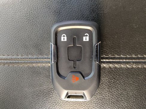 Used 2020 GMC Terrain SLE FWD image 32