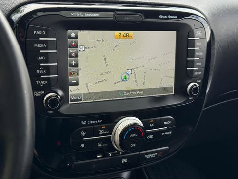 Used 2015 Kia Soul ! w/ Sun & Sound Package FWD image 15