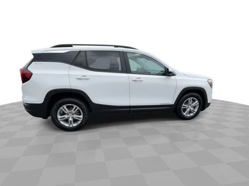 Certified 2023 GMC Terrain SLE w/ Driver Convenience Package FWD image 9