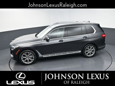 Used 2020 BMW X7 xDrive40i w/ Cold Weather Package image 30