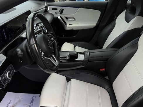 Used 2023 Mercedes-Benz CLA 250 4MATIC image 27