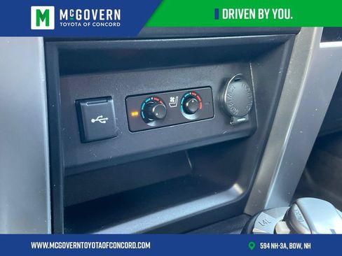 Used 2024 Toyota 4Runner Limited AWD/4WD image 36